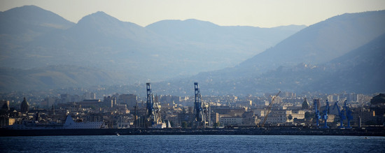 IL GOLFO E IL PORTO DI PALERMO. Fotografie di Giulio Azzarello &copy;2015 2016.