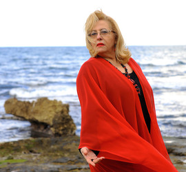 SARA FAVARO attrice e scrittrice italiana. Fotografie di Giulio Azzarello &copy;2015 2016.