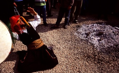 NEWROZ marzo 2001. Curdistan turco. Fotografie di Giulio Azzarello ©2001 2022. NEWROZ marzo 2001. Curdistan turco. Fotografie di Giulio Azzarello ©2001 2022.