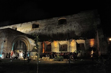 DANZE URBANE contemporanee per le vie di Palermo. Fotografie di Giulio Azzarello &copy;2014.