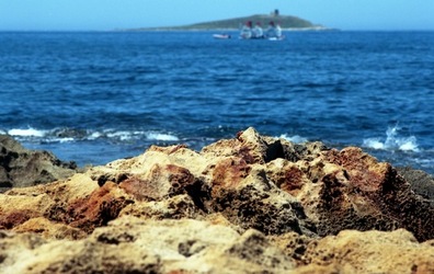 SCOGLIERA ROSSA fotografie di Giulio Azzarello &copy;2021.