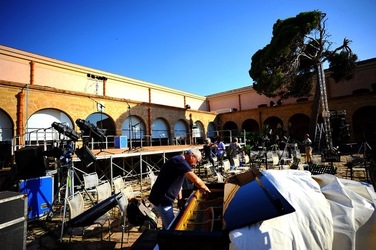 BACKSTAGE fotografie di Giulio Azzarello ©2020.