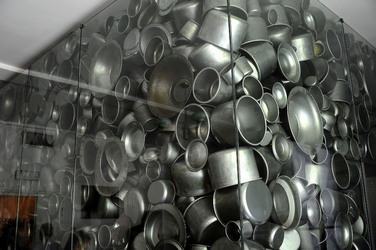 IL MUSEO SCHINDLER a Cracovia. Fotografie di Giulio Azzarello ©2016. IL MUSEO SCHINDLER a Cracovia. Fotografie di Giulio Azzarello ©2016.