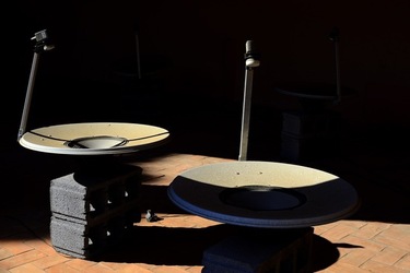 PARABOLE fotografie di Giulio Azzarello ©2020.