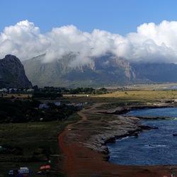 MACARI. Fotografie di Giulio Azzarello &copy;2023.