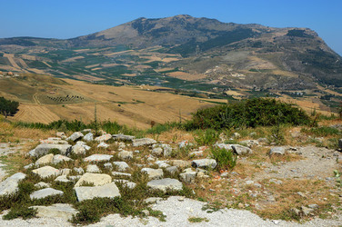 SEGESTA in Sicilia sito archeologico. Fotografie di Giulio Azzarello ©2014.