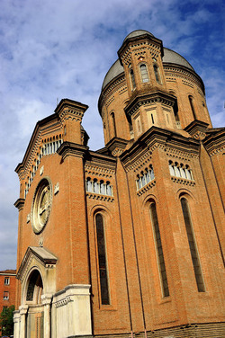 MODENA centro storico. Fotografie di Giulio Azzarello ©2016. MODENA centro storico. Fotografie di Giulio Azzarello ©2016.