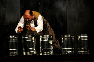 MARCO RENZI e il suo teatro. Fotografie di Giulio Azzarello ©2014.