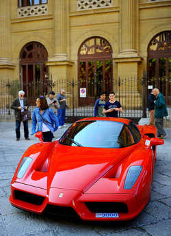 FERRARI in mostra. Fotografie di Giulio Azzarello ©2016.