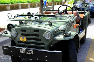 RADUNO di Auto e Moto classiche. Fotografie di Giulio Azzarello &copy;2016.