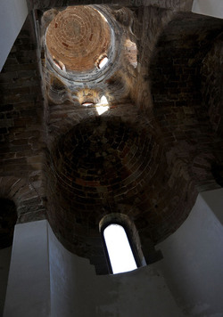 CASTELLO di Mare dolce a Palermo archeo sito arabo normanno panoramiche e particolari. Fotografie di Giulio Azzarello &copy;2014.