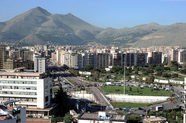 METROPOLI PALERMO. Fotografie di Giulio Azzarello ©2015.