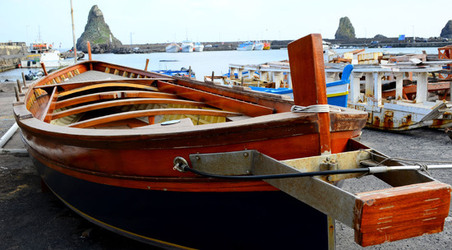 ACITREZZA in Sicilia. Fotografie di Giulio Azzarello &copy;2016.