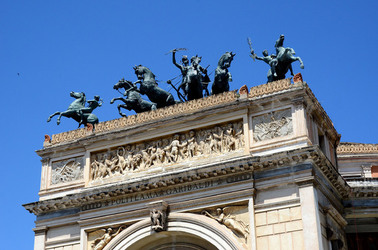 TEATRO Politeama di Palermo. Fotografie di Giulio Azzarello ©2014.