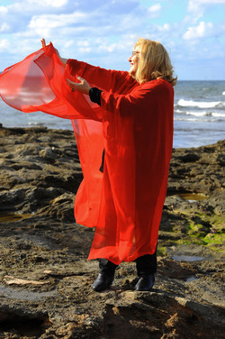 SARA FAVARO attrice e scrittrice italiana. Fotografie di Giulio Azzarello &copy;2015 2016.