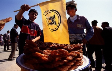 NEWROZ marzo 2001. Curdistan turco. Fotografie di Giulio Azzarello ©2001 2022. NEWROZ marzo 2001. Curdistan turco. Fotografie di Giulio Azzarello ©2001 2022.