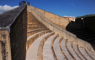 LA CHIESA MADRE a Gibellina nel Belice in Sicilia. Fotografie di Giulio Azzarello &copy;2014.