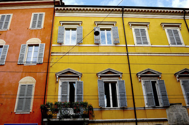 MODENA centro storico. Fotografie di Giulio Azzarello ©2016. MODENA centro storico. Fotografie di Giulio Azzarello ©2016.