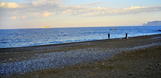 MARE e SPIAGGIA fotografie di Giulio Azzarello ©2019. MARE e SPIAGGIA fotografie di Giulio Azzarello ©2019.