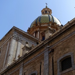 PALERMO. Fotografie di Giulio Azzarello &copy;2022.