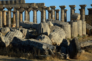 SELINUNTE il sito e parco archeologico. Fotografie di Giulio Azzarello &copy;2014.