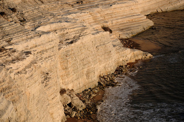 SCALA DEI TURCHI in Sicilia. Fotografie di Giulio Azzarello &copy;2014.