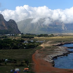 MACARI. Fotografie di Giulio Azzarello &copy;2023.