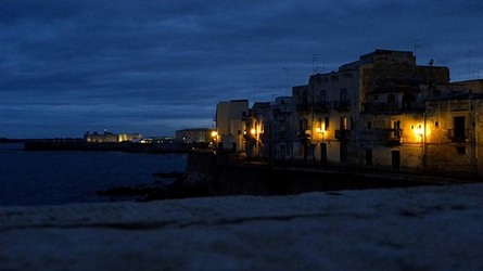 SIRACUSA arte a Ortiggia. Fotografie di Giulio Azzarello &copy;2014.