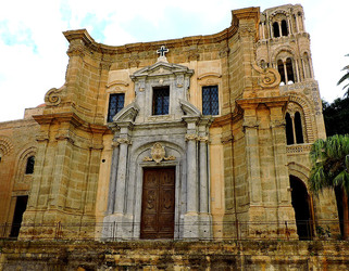 PALERMO particolari del centro storico. Fotografie di Giulio Azzarello &copy;2016.