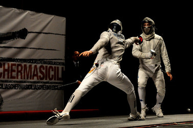 ESERCIZIO DI SCHERMA fotografie di Giulio Azzarello &copy;2014.