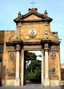 PIAZZA MAGIONE a Palermo. Fotografie di Giulio Azzarello &copy;2016.