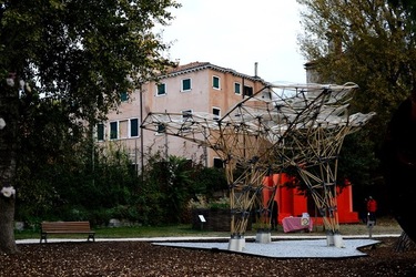 VENEZIA installazioni collaterali Biennale di Architettura Contemporanea. Fotografie di Giulio Azzarello &copy;2022.