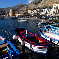MONDELLO. Fotografie di Giulio Azzarello &copy;2024.