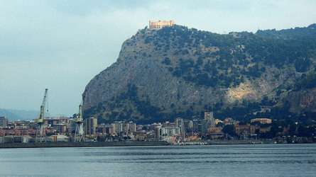 IL GOLFO E IL PORTO DI PALERMO. Fotografie di Giulio Azzarello &copy;2015 2016.