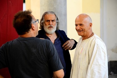 BRUNO LEONE Pulcinella. Fotografie di Giulio Azzarello ©2020. BRUNO LEONE Pulcinella. Fotografie di Giulio Azzarello ©2020.