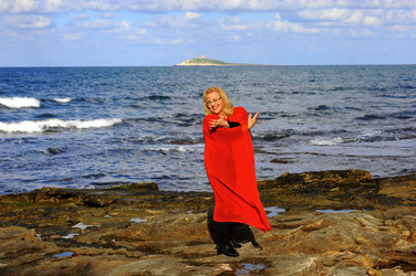 SARA FAVARO attrice e scrittrice italiana. Fotografie di Giulio Azzarello &copy;2015 2016.