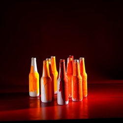 BOTTIGLIE. Fotografia di Giulio Azzarello ©2023. BOTTIGLIE. Fotografia di Giulio Azzarello ©2023.