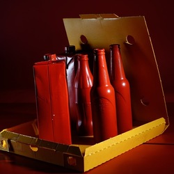 PIZZA ROSSA. Fotografia di Giulio Azzarello ©2023.