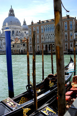 LUNGOMARE di VENEZIA. Fotografie di Giulio Azzarello &copy;2016.