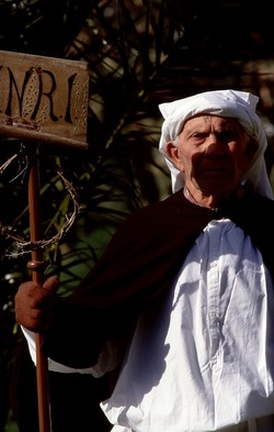 LA CERCA processione religiosa. Fotografie di Giulio Azzarello &copy;1996 2021.