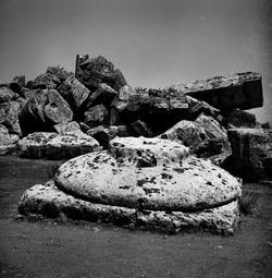 ARCHEO fotografie di Giulio Azzarello ©2021. ARCHEO fotografie di Giulio Azzarello ©2021.