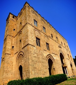 IL CASTELLO della ZISA di PALERMO. Fotografie di Giulio Azzarello ©2018. IL CASTELLO della ZISA di PALERMO. Fotografie di Giulio Azzarello ©2018.