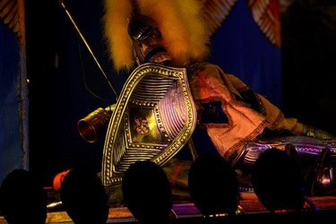 OPERA dei PUPI di Mimmo e Giacomo Cuticchio. Fotografia di Giulio Azzarello ©2020. OPERA dei PUPI di Mimmo e Giacomo Cuticchio. Fotografia di Giulio Azzarello ©2020.