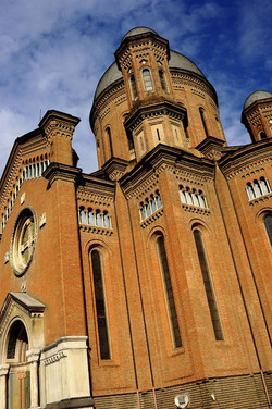 MODENA centro storico. Fotografie di Giulio Azzarello ©2016. MODENA centro storico. Fotografie di Giulio Azzarello ©2016.