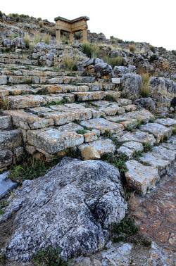 SOLUNTO in Sicilia. Fotografie di Giulio Azzarello ©2016. SOLUNTO in Sicilia. Fotografie di Giulio Azzarello ©2016.