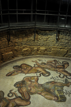 I MOSAICI della VILLA ROMANA DEL CASALE Piazza Armerina in Sicilia. Fotografie di Giulio Azzarello &copy;2014.