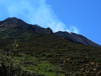 STROMBOLI fotografie di Giulio Azzarello ©2020. STROMBOLI fotografie di Giulio Azzarello ©2020.