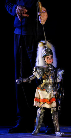 OPERA DEI PUPI di Mimmo Cuticchio in uno spettacolo natalizio a Palermo. Fotografie di Giulio Azzarello ©2014. OPERA DEI PUPI di Mimmo Cuticchio in uno spettacolo natalizio a Palermo. Fotografie di Giulio Azzarello ©2014.