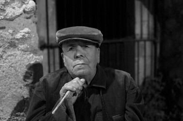 ANZIANI fotografie di Giulio Azzarello &copy;2014.