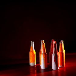 BOTTIGLIE. Fotografia di Giulio Azzarello ©2023. BOTTIGLIE. Fotografia di Giulio Azzarello ©2023.